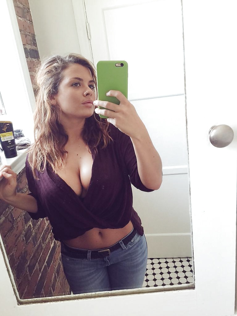 Keisha Grey Selfie 2