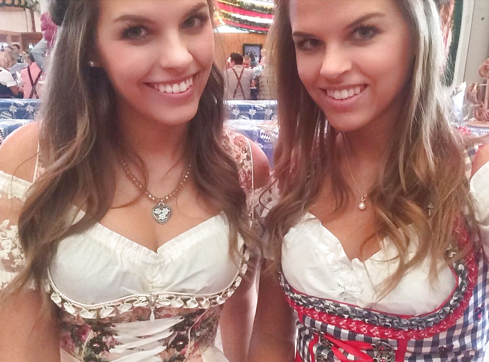 Sexy Dirndl Girls 102 5