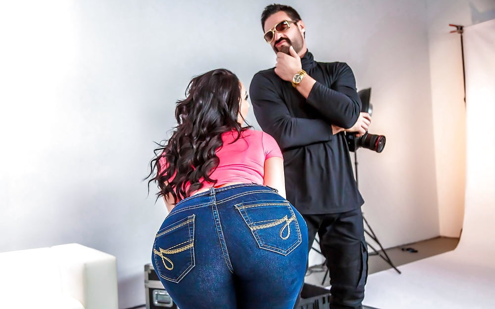 M.M - Big Booty Behind the Scenes 10