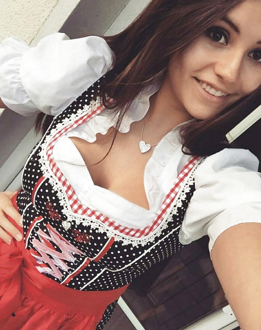 Sexy Dirndl Girls 92 9