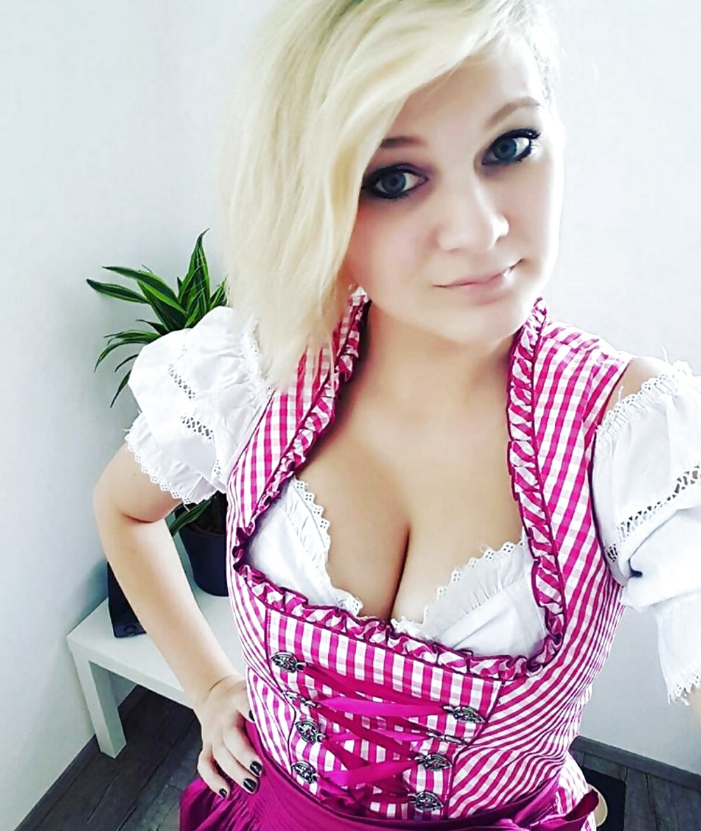 Hot Girls in Dirndl 47 10