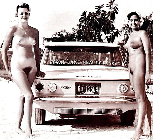 Naked Vintage Girls 3 2