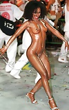 Rio Carnival Topless 01 11