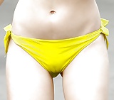 From the Moshe Files: Camel  Toe Spotted! 2