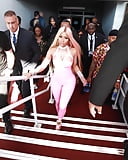 Nicky Minaj Cameltoe at MTV Awards 27 Aug 2017 3